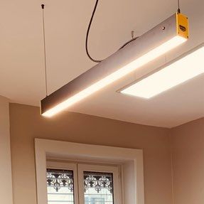 Origin'air fly track suspendu à un plafond