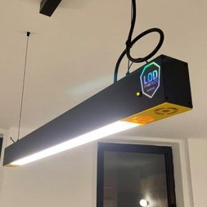 Origin'Air Fly Max suspendu à un plafond